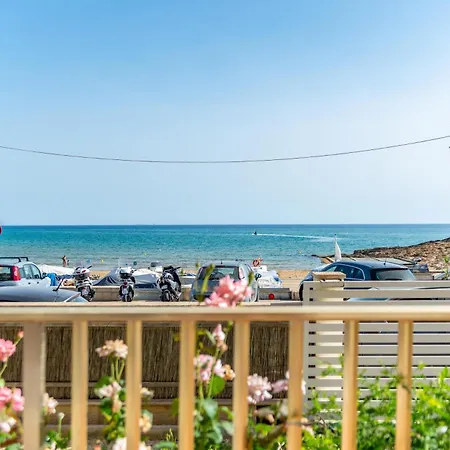 Casa Sul Lungomare * Donnalucata (Sicily)